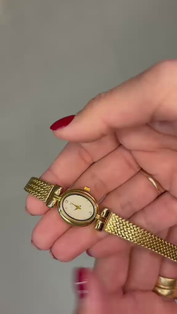 Relógio Feminino Liz Dourado em Aço Inox — Elegante e Clássico