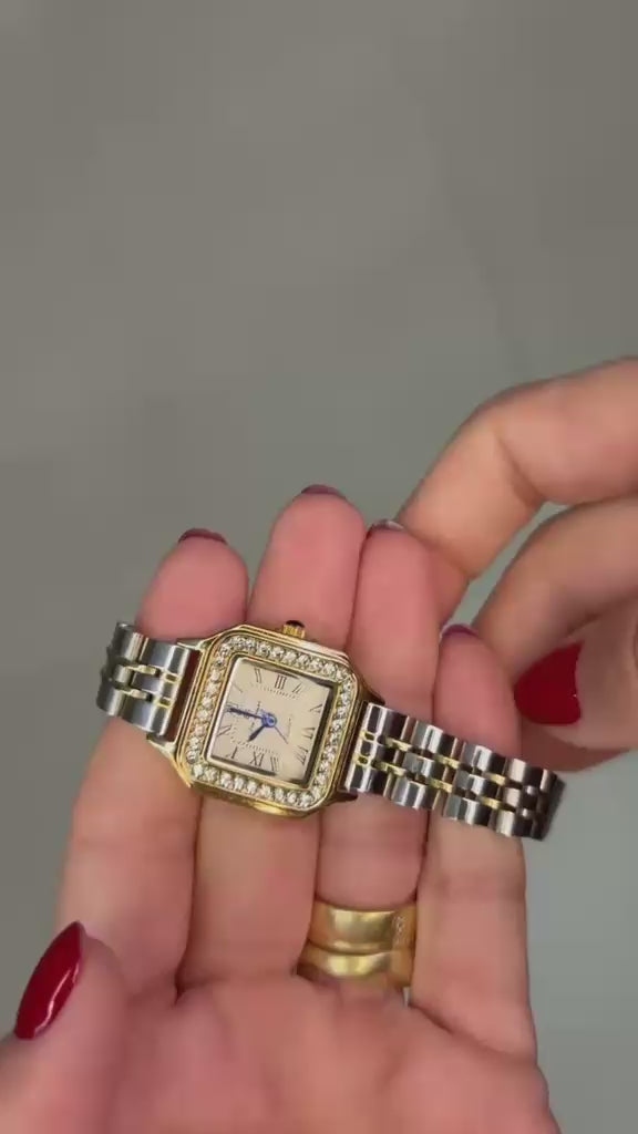 Relógio Feminino Vitta — Elegância em Aço Inox